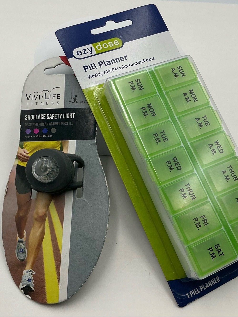 Ezy Dose Weekly AM /PM Pill Planer & VIVI LIFE Safety Light